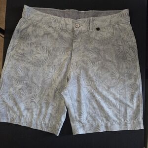 V46 Performance Mens Golf Shorts Size 34 Gray Leaf Print Stretch